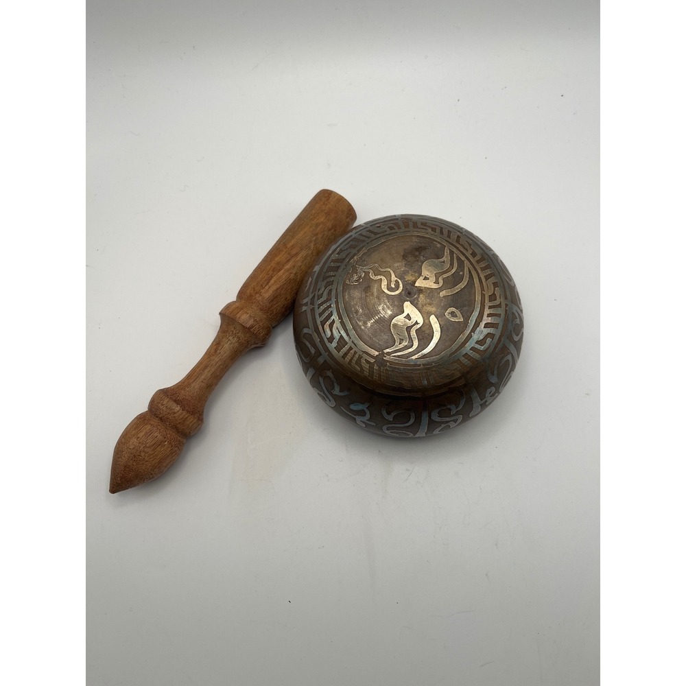 Tibetan Singing Bowl Set Etched Brass Meditation Sound Healing with Wood Striker